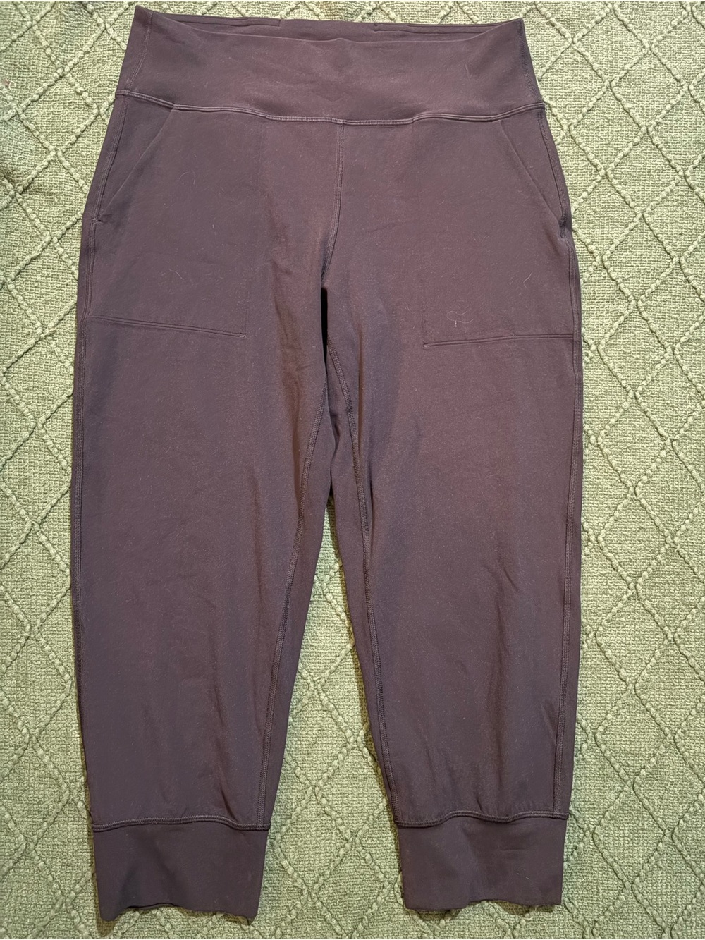 lululemon athletica black Cropped Leggings